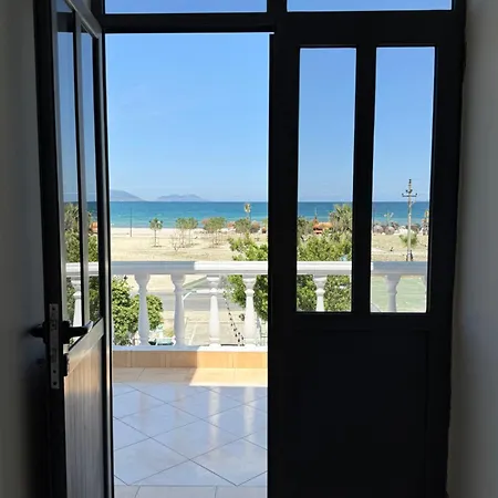 Hotel Baro 3*